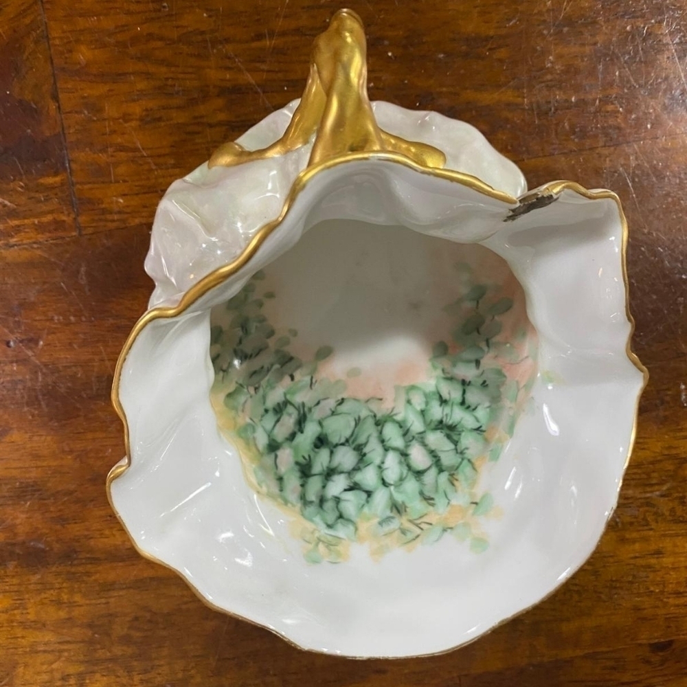 Tressemanes Vogt French Limoges Hand Painted Spittoon